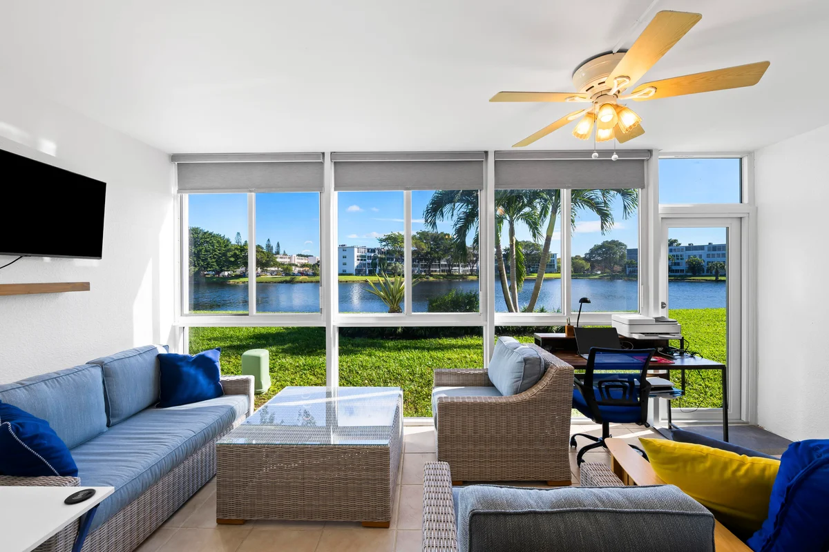 1111 Cambridge E, Deerfield Beach: photo 1 of 23