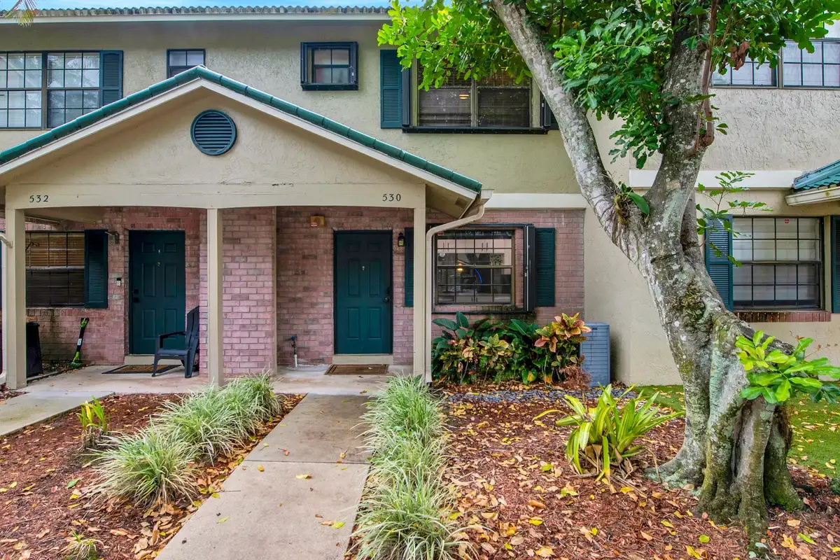 530 Westree Ln, Plantation: photo 1 of 47