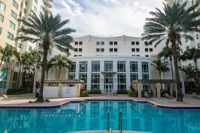 1745 E Hallandale Beach Blvd #1606W, Hallandale Beach: photo 1 of 30