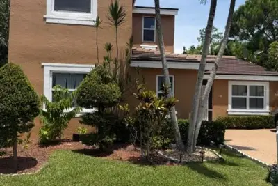 188 Caribe Ct, Greenacres: photo 1 of 11
