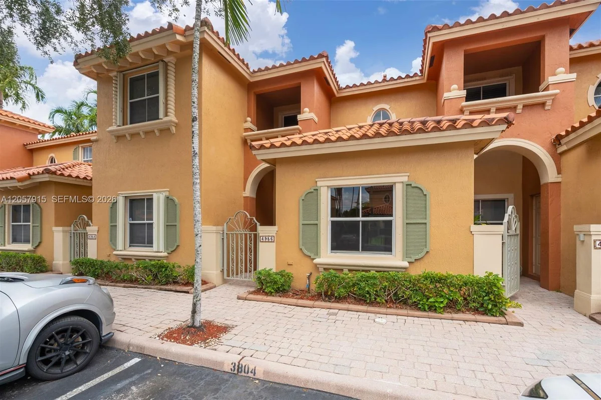 4956 Leeward Ln #3804, Dania Beach: photo 1 of 50