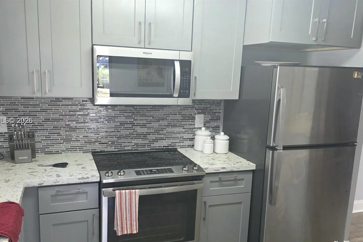 524 Osprey Dr #10B, Delray Beach: photo 1 of 22
