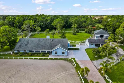 1401 Pelham Rd, Wellington: photo 1 of 77