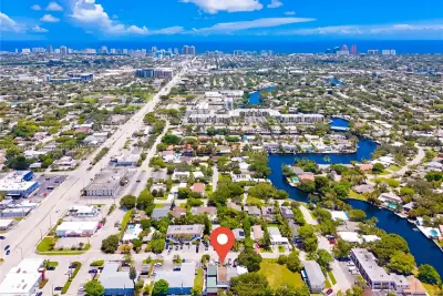 3037 NE 13th Ave, Oakland Park: photo 1 of 18