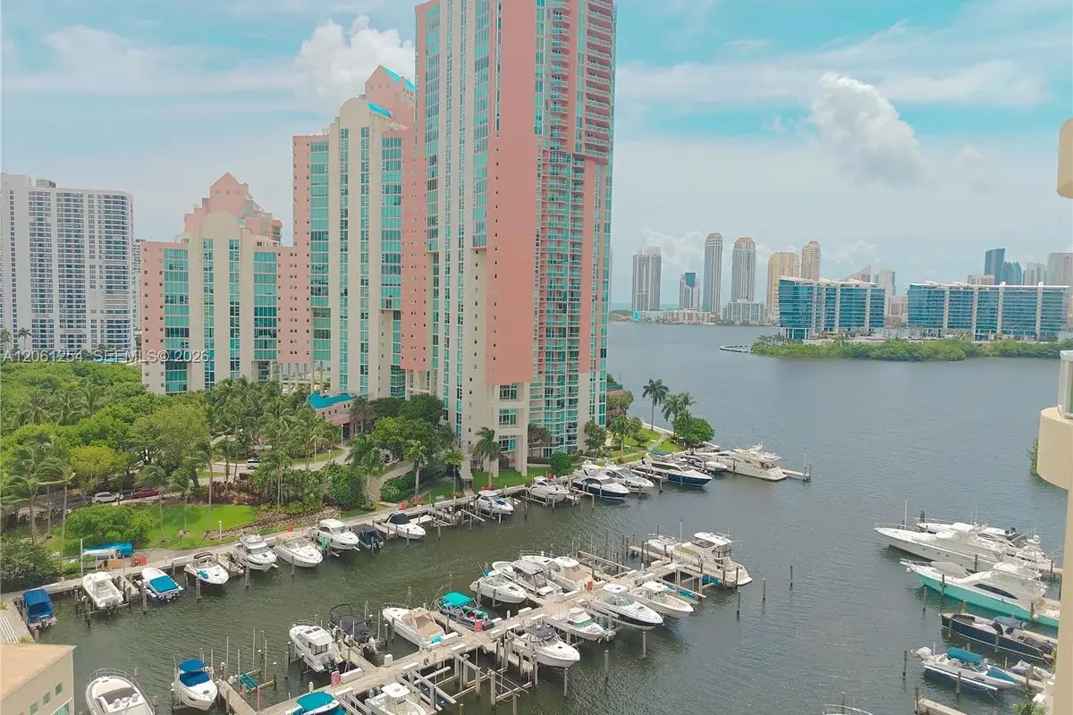3340 NE 190th St #1304, Aventura: photo 1 of 17