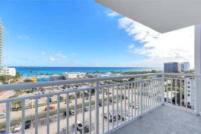 200 S Birch Rd #1015, Fort Lauderdale: photo 1 of 38