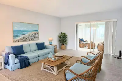 2737 Emory Dr E #D, West Palm Beach: photo 1 of 17