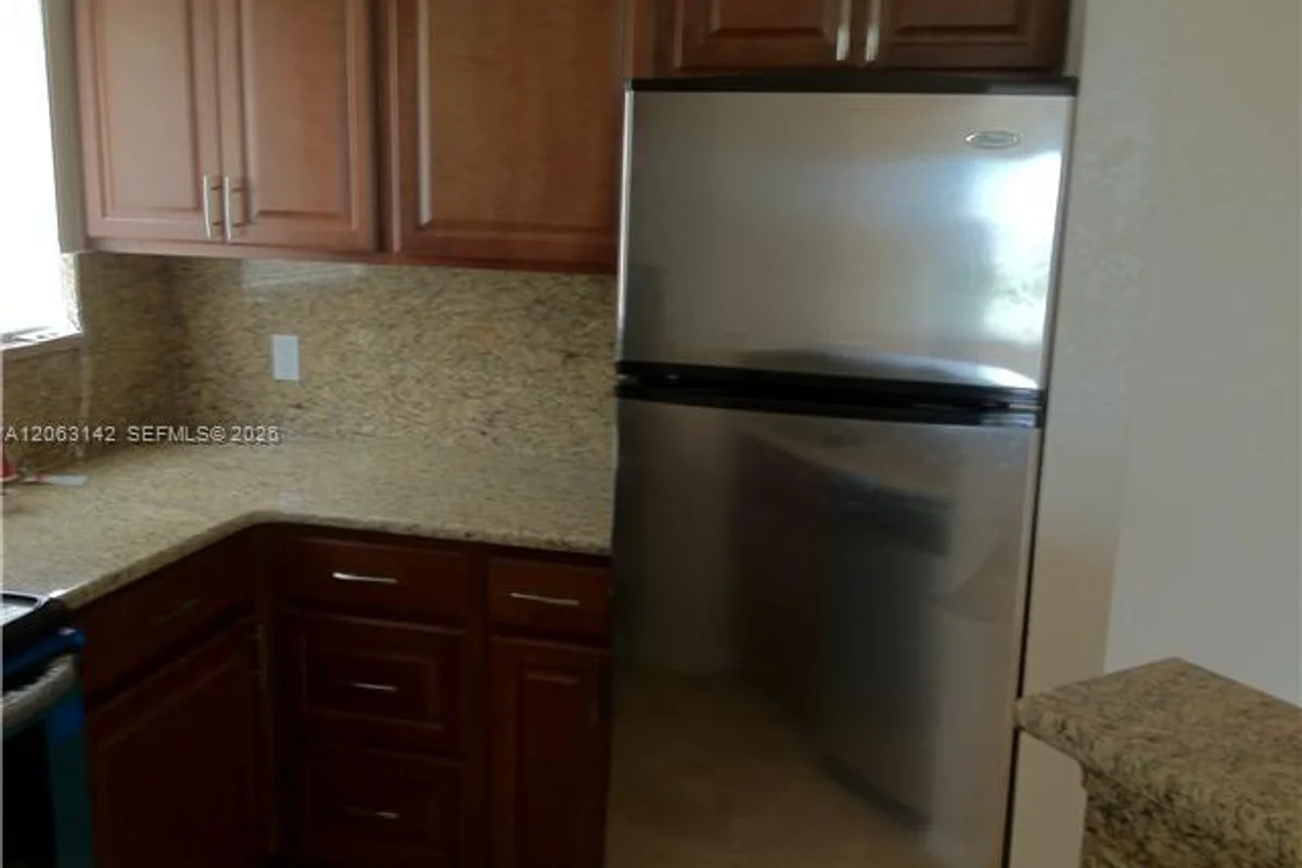3350 N Pinewalk Dr N #1428, Margate: photo 1 of 13