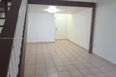9437 Fontainebleau Blvd #202, Miami: photo 1 of 67
