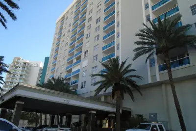 6770 Indian Creek Dr #TS-C, Miami Beach: photo 1 of 34