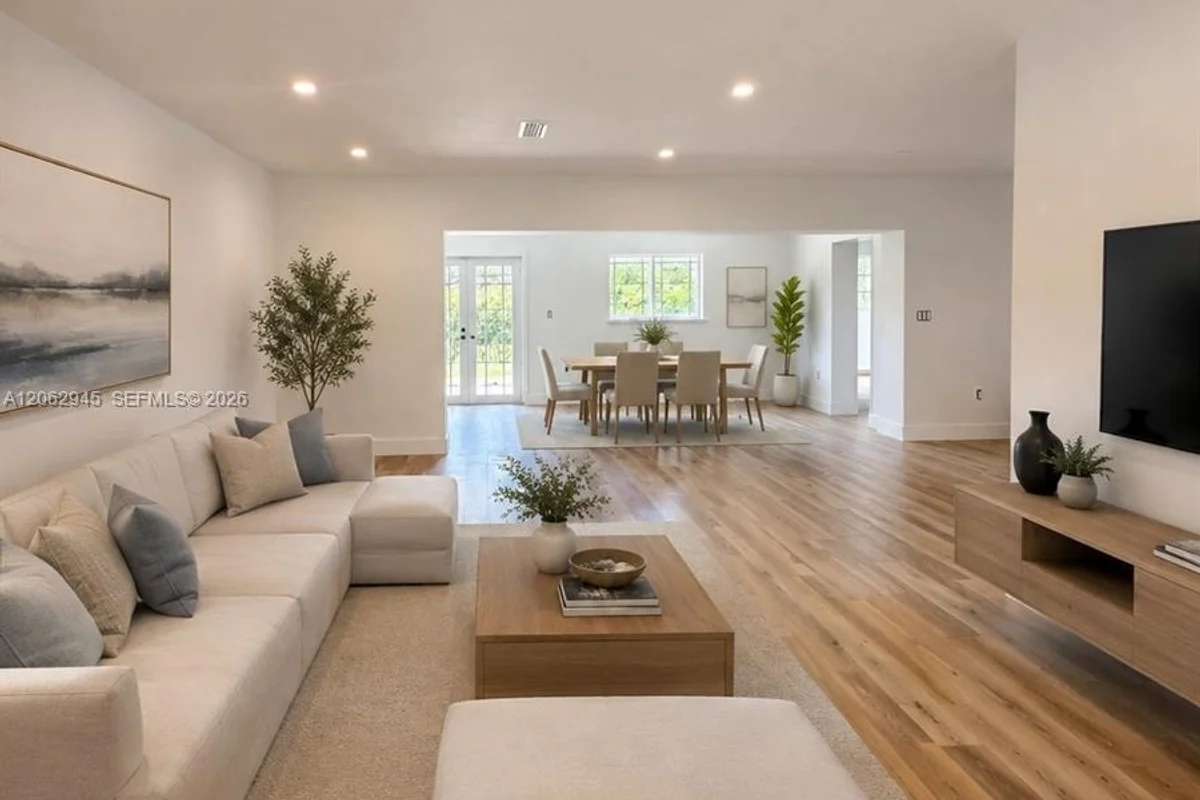 1532 Trillo Ave, Coral Gables: photo 1 of 23