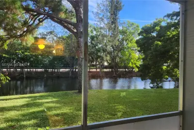 376 Durham L, Deerfield Beach: photo 1 of 24