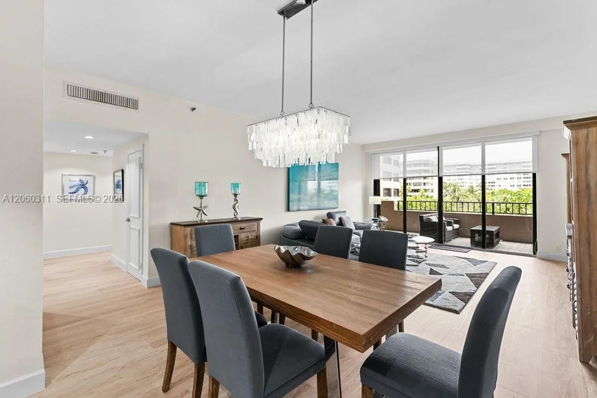 251 Crandon Blvd #325, Key Biscayne: photo 1 of 22