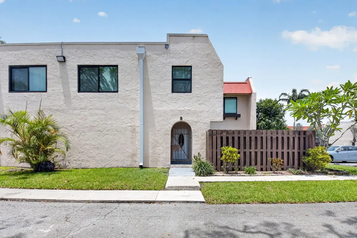 6352 Seven Springs Blvd #B, Lake Worth: photo 1 of 23