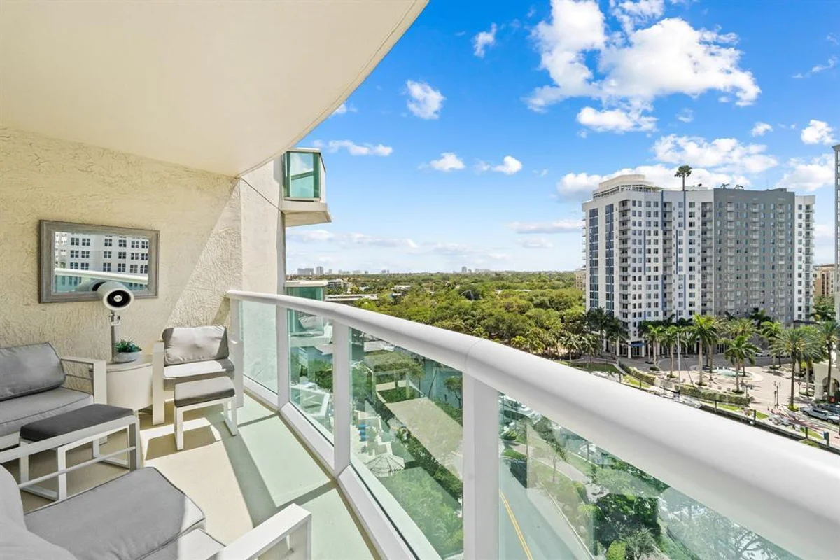 347 N New River Dr E #1004, Fort Lauderdale: photo 1 of 24