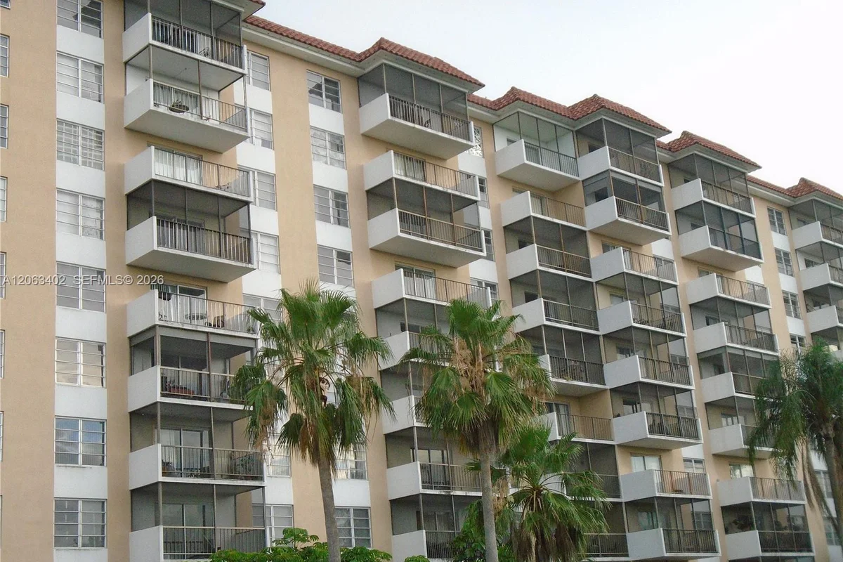 4174 Inverrary Dr #411, Lauderhill: photo 1 of 28