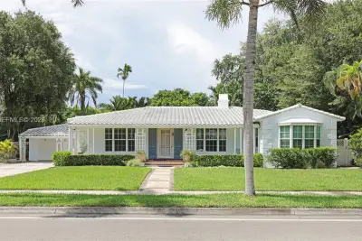 349 NE 96th St, Miami Shores: photo 1 of 18