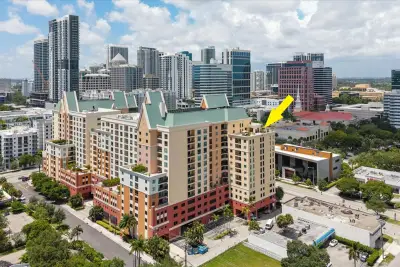 110 N Federal Hwy #PH 3, Fort Lauderdale: photo 1 of 44