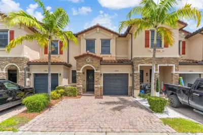 11429 SW 253rd St, Homestead: photo 1 of 47