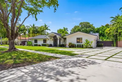 17701 SW 87th Ave, Palmetto Bay: photo 1 of 50