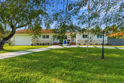 10795 SW 34th St, Miami: photo 1 of 75