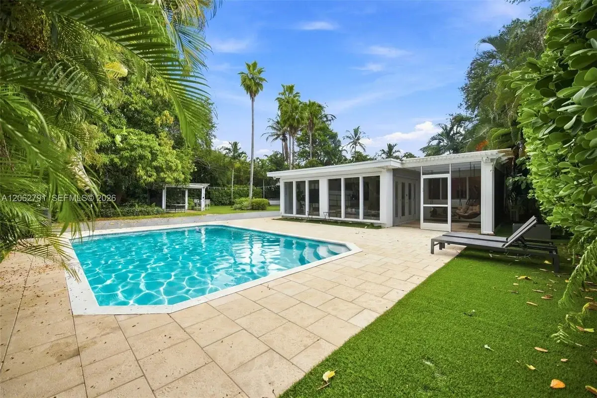 260 NE 95th St, Miami Shores: photo 1 of 53