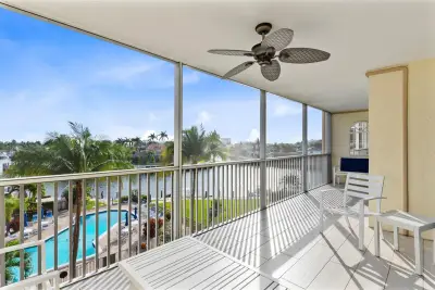 400 N Federal Hwy #408, Deerfield Beach: photo 1 of 47