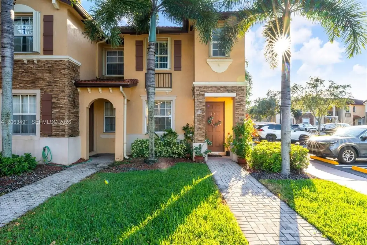 1595 NE 33rd Rd #112-3, Homestead: photo 1 of 34