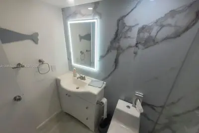 300 Golden Isles Dr #217, Hallandale Beach: photo 1 of 10