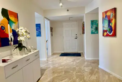 7568 Regency Lake Dr #602, Boca Raton: photo 1 of 26
