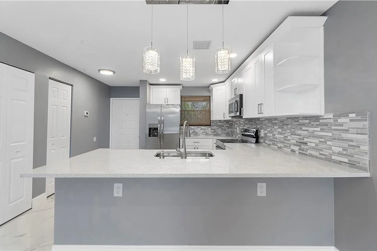 11477 NW 39th Ct #305-1, Coral Springs: photo 1 of 31