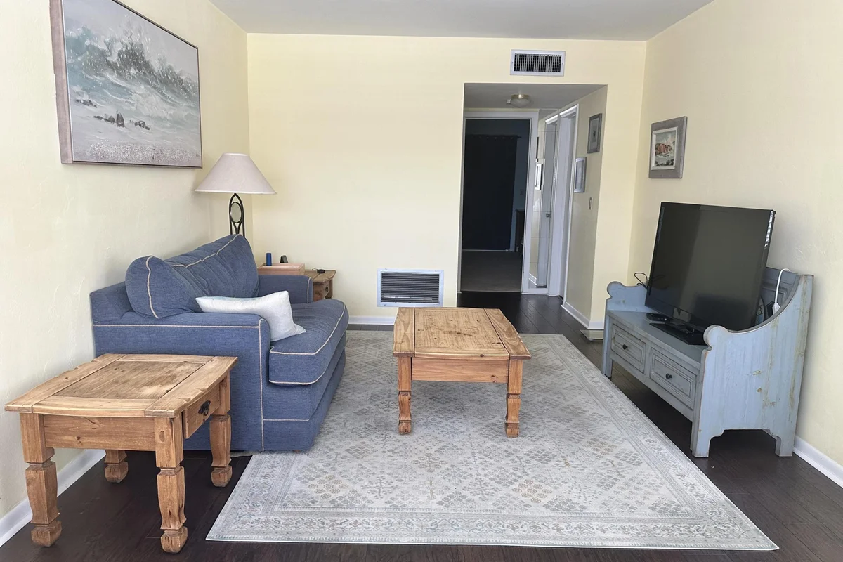 3080 Lake Osborne Dr #206, Lake Worth Beach: photo 1 of 12