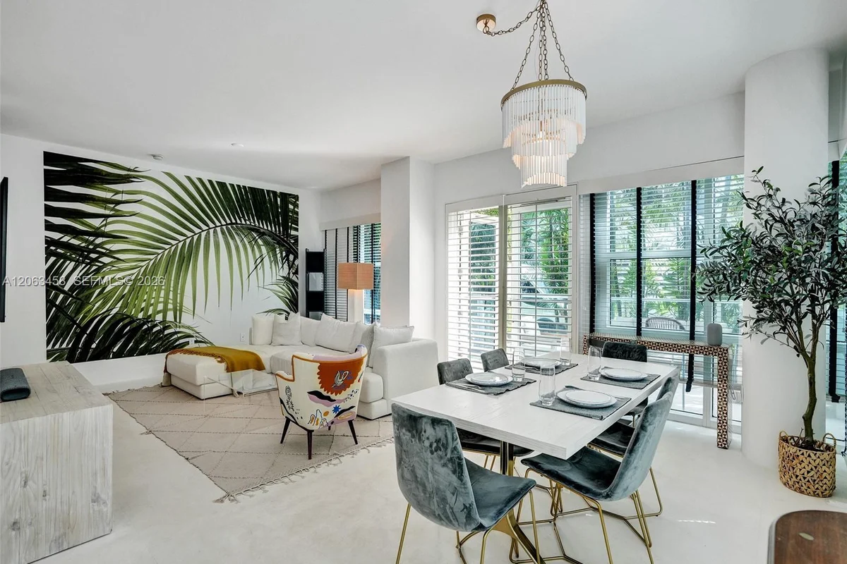 6103 Aqua Ave #107, Miami Beach: photo 1 of 32