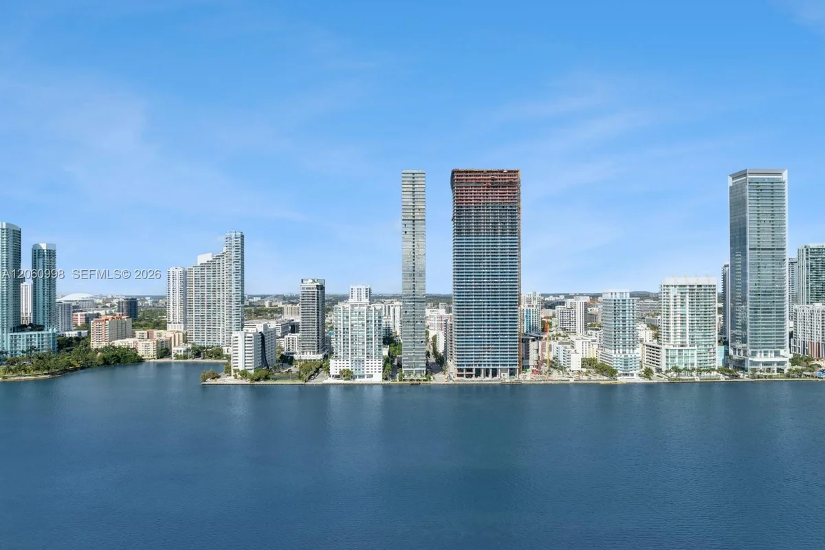 788 NE 23rd St #5701, Miami: photo 1 of 19