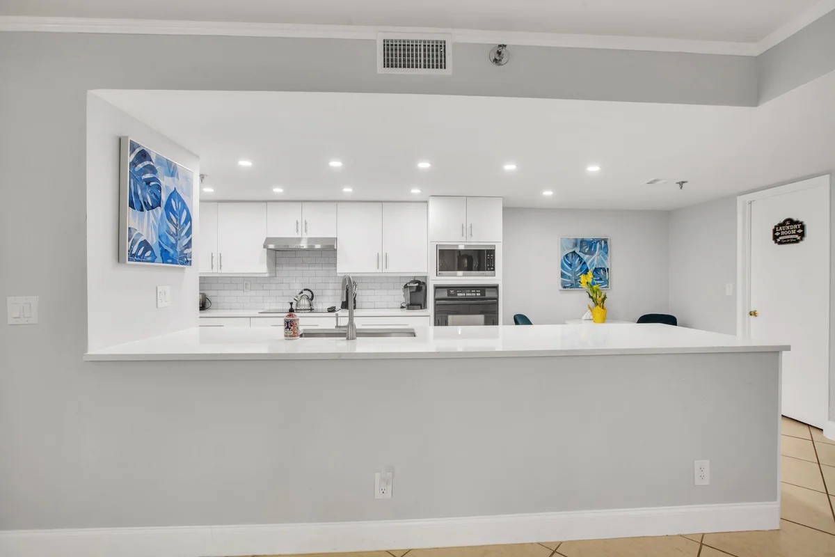 955 Egret Cir #104, Delray Beach: photo 1 of 40