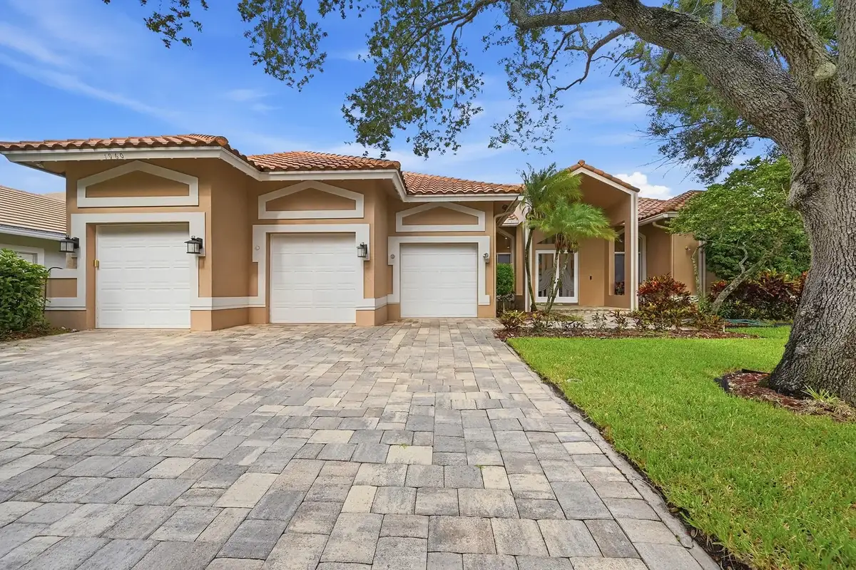 1960 Hartford Way, Coral Springs: photo 1 of 74