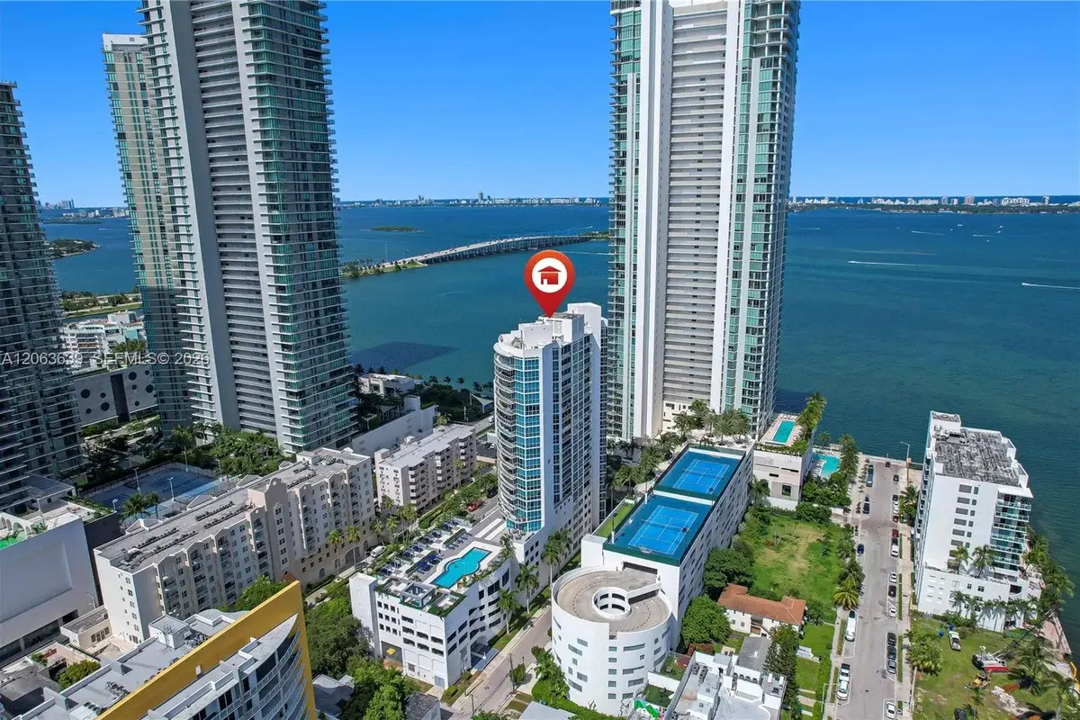 Condo in Miami: photo 1 of 27