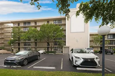 8 Royal Palm Way #3010, Boca Raton: photo 1 of 30