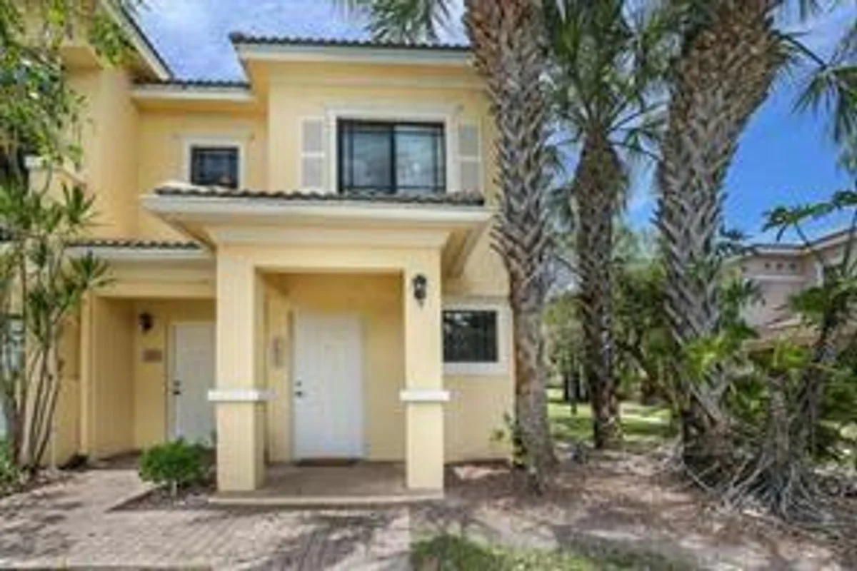 2805 Veronia Dr #104, Palm Beach Gardens: photo 1 of 18