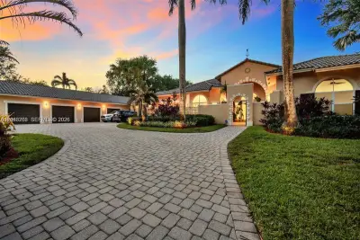 14211 Sunset Ln, Southwest Ranches: photo 1 of 80