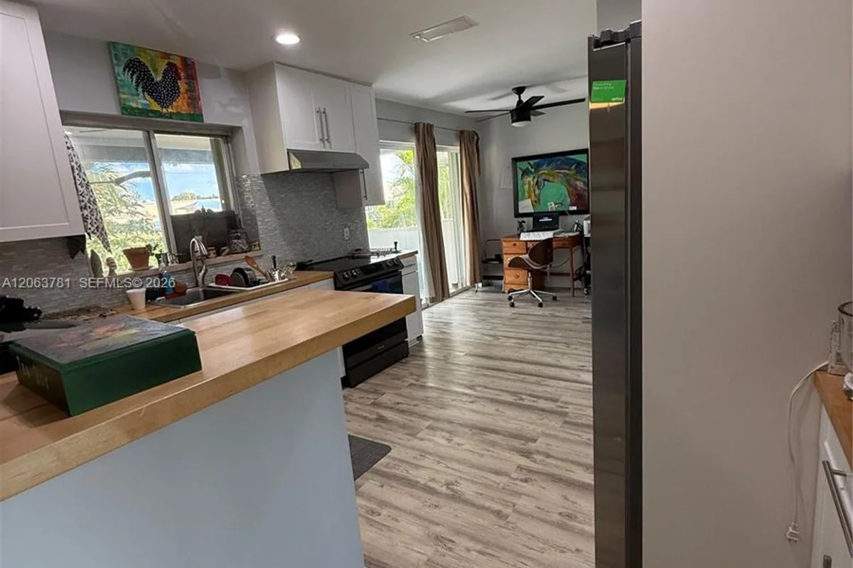 3600 NW 113th Ave, Sunrise: photo 1 of 13
