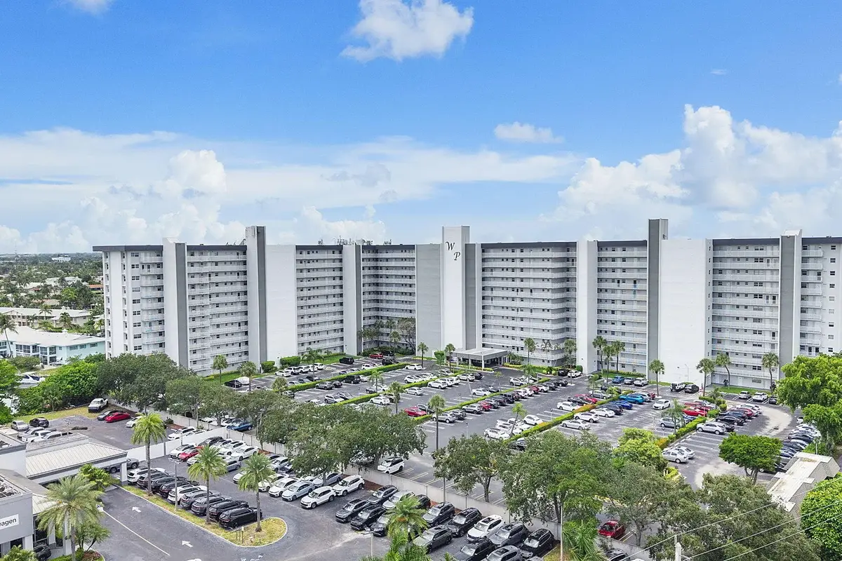 801 S Federal Hwy #1004, Pompano Beach: photo 1 of 30