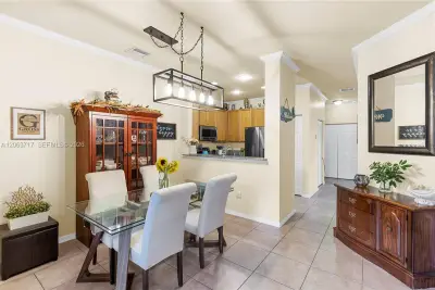 9052 Plymouth Pl, Tamarac: photo 1 of 49