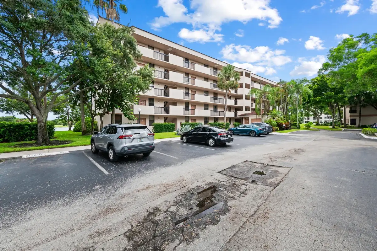 2768 Carambola Cir S #101, Coconut Creek: photo 1 of 24
