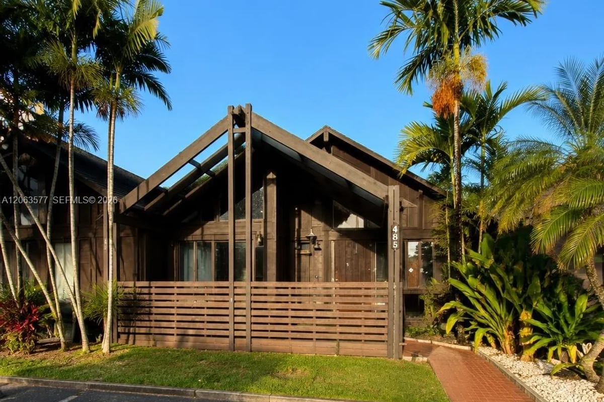 485 N University Dr #3-6, Plantation: photo 1 of 22