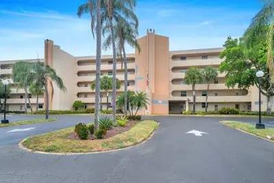 6461 NW 2nd Ave #509, Boca Raton: photo 1 of 26