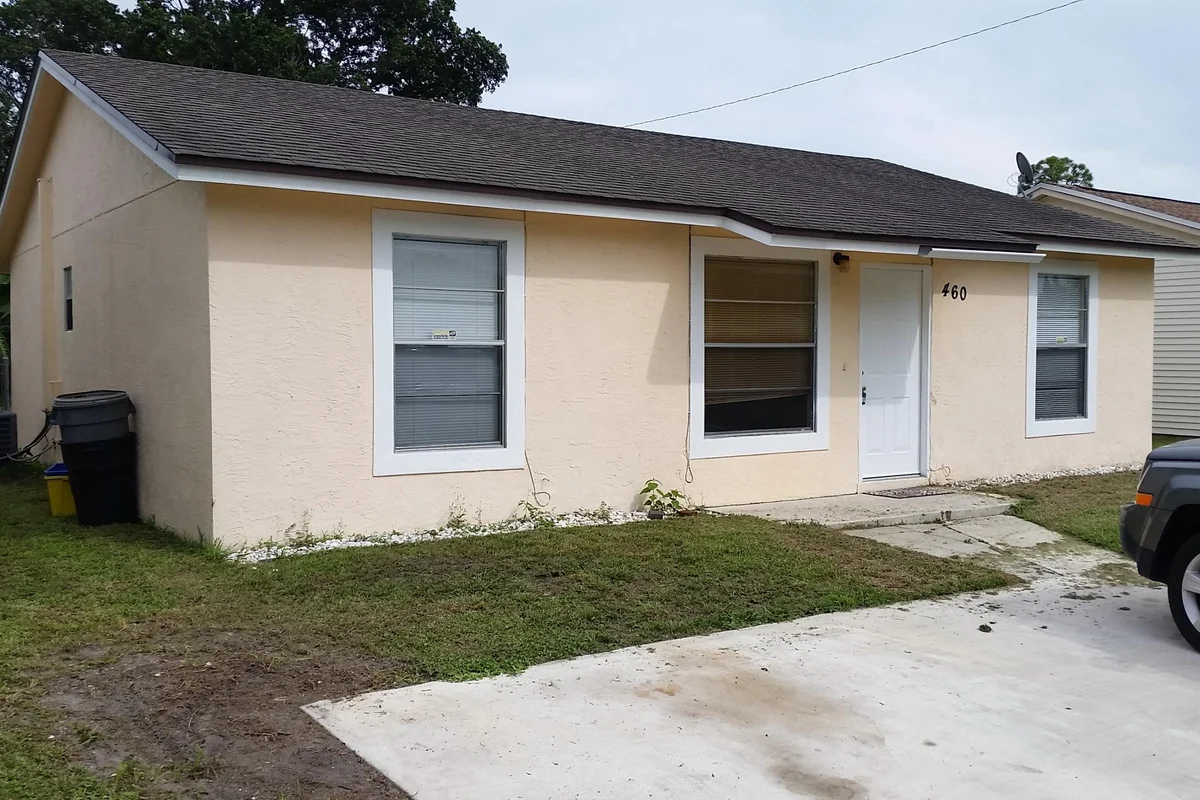 460 Fleming Ave, Lake Worth: photo 1 of 23