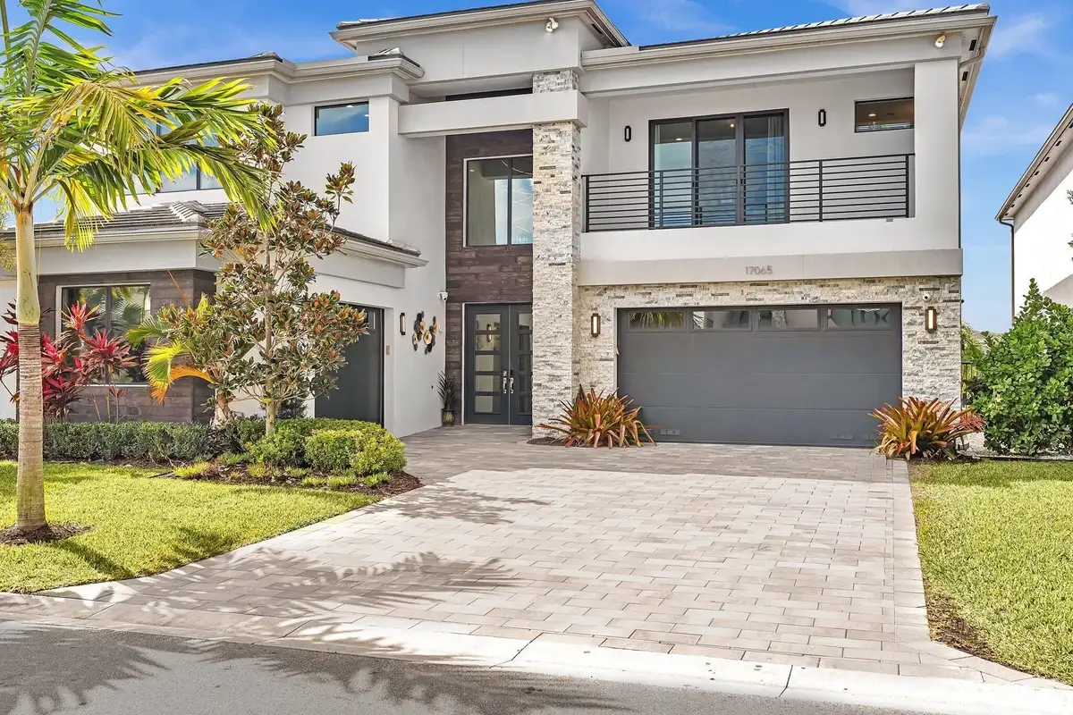 17065 Rainbow Fls Trl, Boca Raton: photo 1 of 101