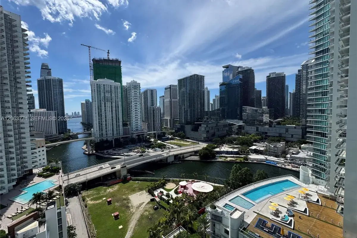 90 SW 3rd St #2314, Miami: photo 1 of 33