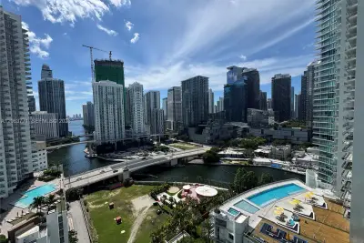 90 SW 3rd St #2314, Miami: photo 1 of 33